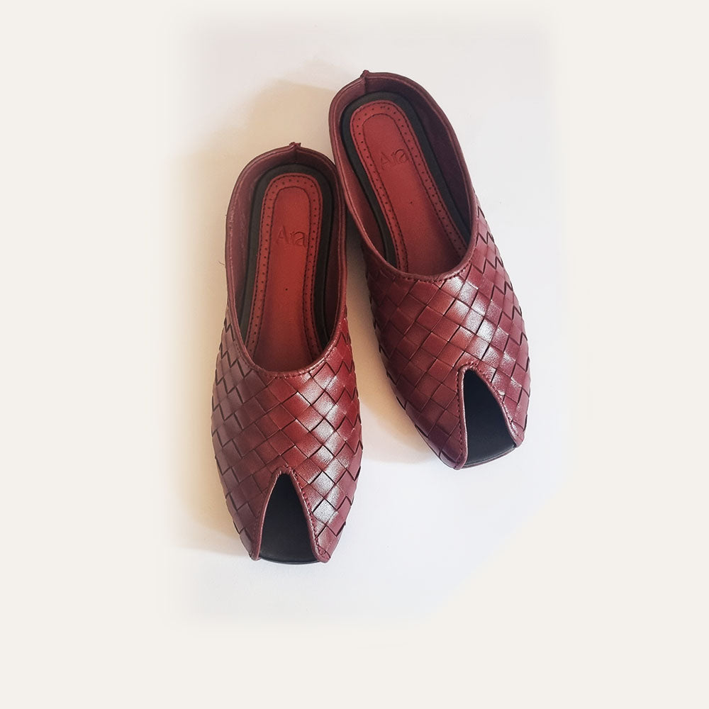 A-Cut Weaved Mule in Maroon