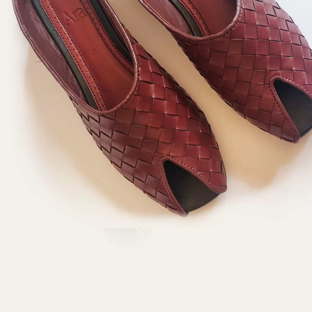 A-Cut Weaved Mule in Maroon